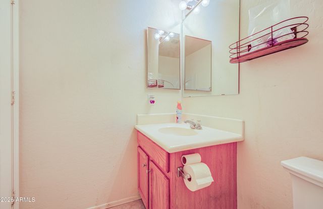 9133 W VIRGINIA Avenue, Phoenix, AZ 85037