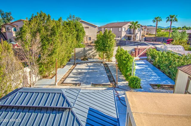 9133 W VIRGINIA Avenue, Phoenix, AZ 85037