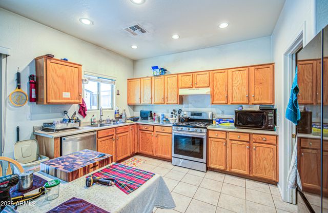 9133 W VIRGINIA Avenue, Phoenix, AZ 85037