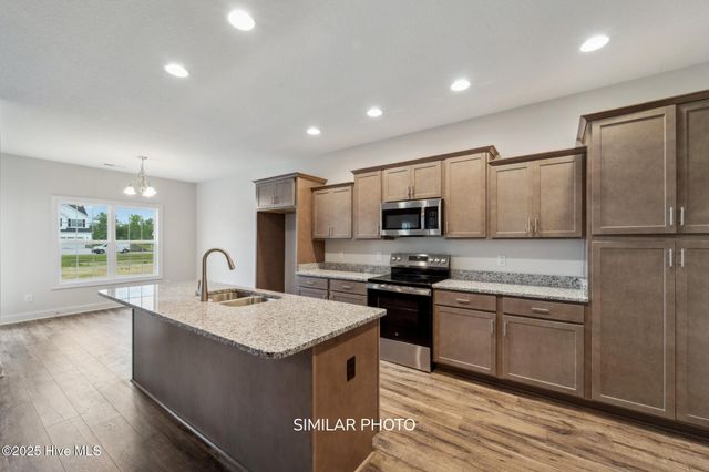 801 Maritime Way, Jacksonville, NC 28546