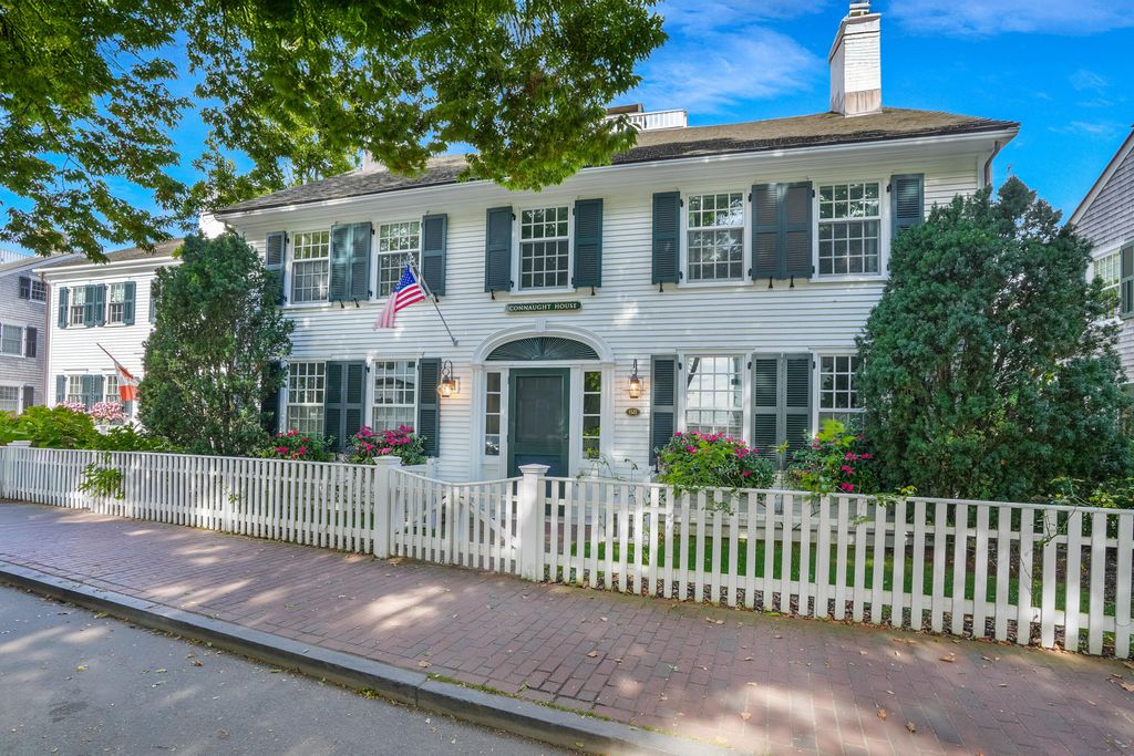 68 N Water Street, Edgartown, MA 02539