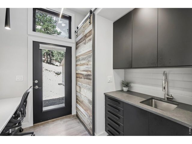 281 County Road 83, Boulder, CO 80302
