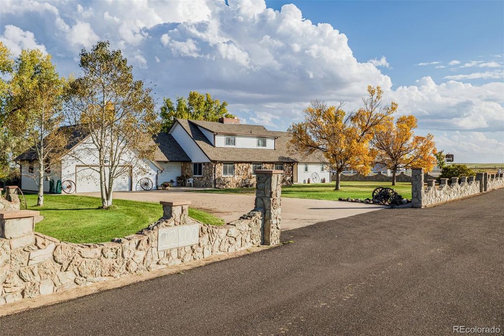 22400 County Road 10, Hudson, CO 80642