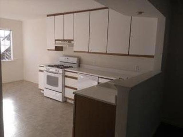 160 Clarendon Road, Pacifica, CA 94044