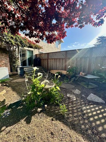 160 Clarendon Road, Pacifica, CA 94044