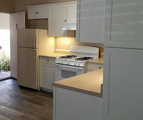 160 Clarendon Road, Pacifica, CA 94044