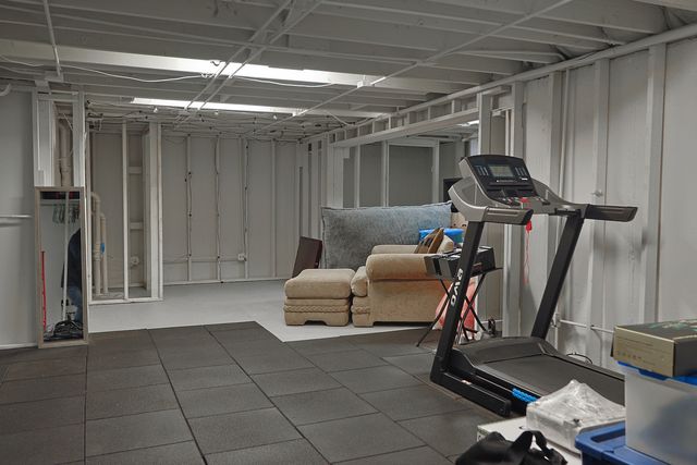 227 N Butterfield Road, Libertyville, IL 60048