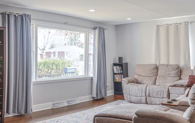 227 N Butterfield Road, Libertyville, IL 60048