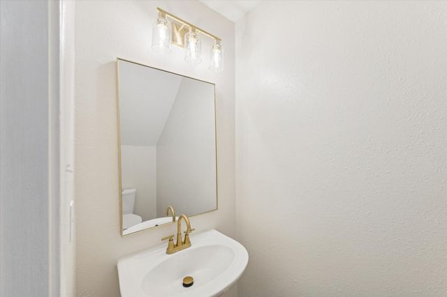 218 Diamond Bay Drive, Dickinson, TX 77539