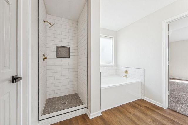 218 Diamond Bay Drive, Dickinson, TX 77539