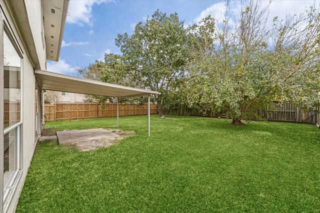 218 Diamond Bay Drive, Dickinson, TX 77539