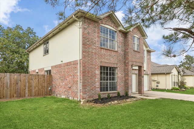 218 Diamond Bay Drive, Dickinson, TX 77539