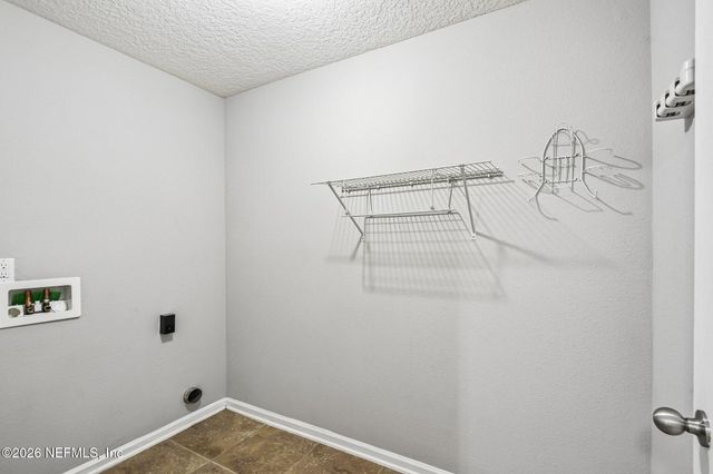 16421 TISONS BLF Road, Jacksonville, FL 32218