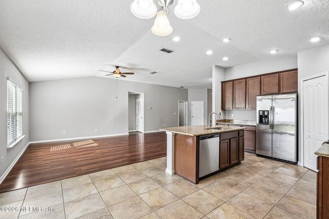 16421 TISONS BLF Road, Jacksonville, FL 32218