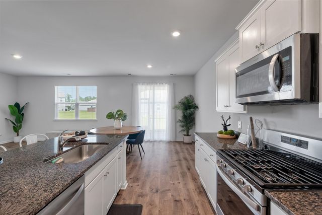 411 Bering Lane, Summerville, SC 29486