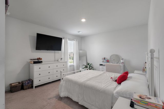 411 Bering Lane, Summerville, SC 29486