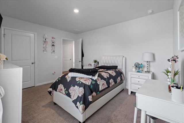 411 Bering Lane, Summerville, SC 29486