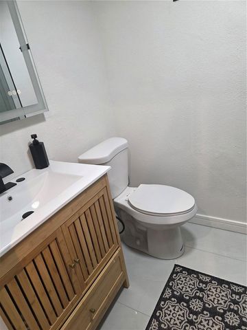 4607 N 35TH STREET, Tampa, FL 33610