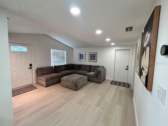 4607 N 35TH STREET, Tampa, FL 33610