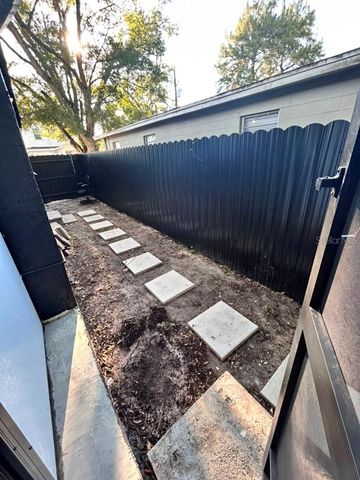 4607 N 35TH STREET, Tampa, FL 33610