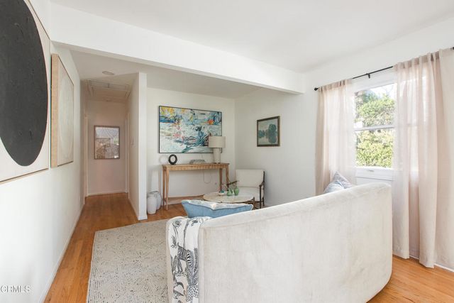 524 Glen Holly Drive, Pasadena, CA 91105