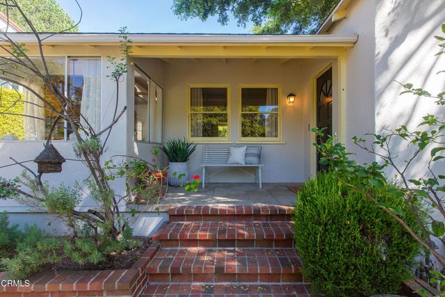 524 Glen Holly Drive, Pasadena, CA 91105