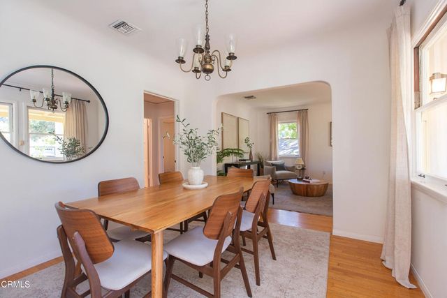 524 Glen Holly Drive, Pasadena, CA 91105