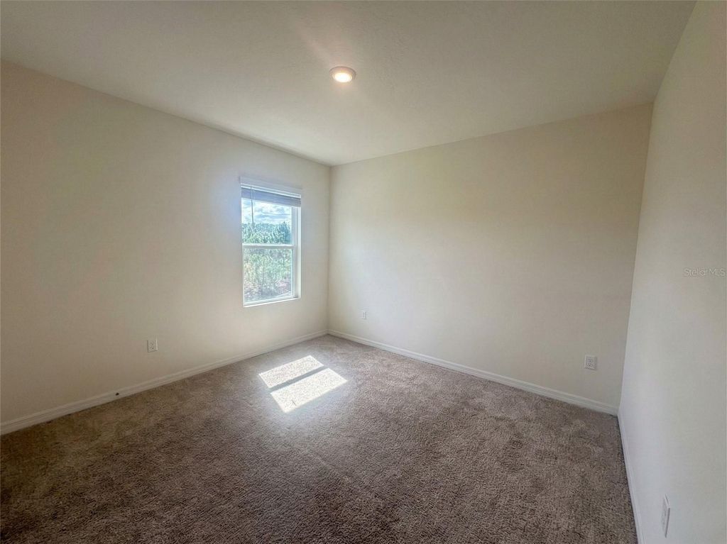 Image 16 of property listing at 1463 FOX SQUIRREL DRIVE, Davenport, FL 33897