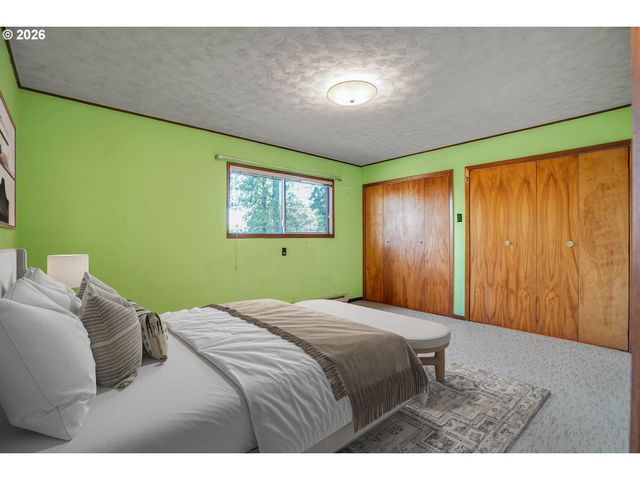 5910 W A St, West Linn, OR 97068