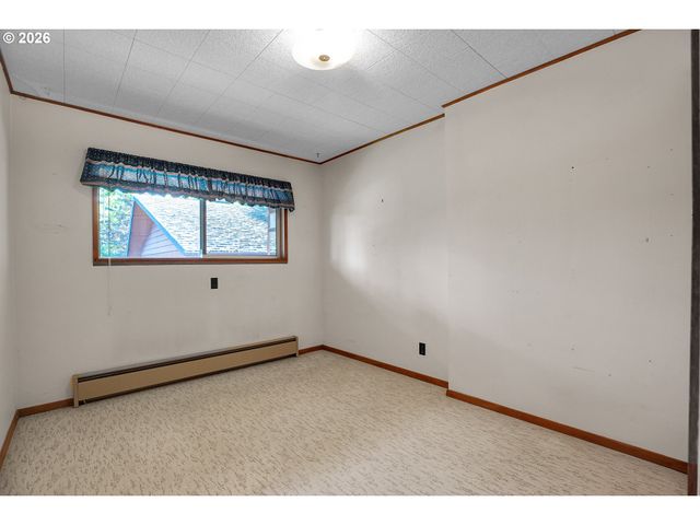 5910 W A St, West Linn, OR 97068