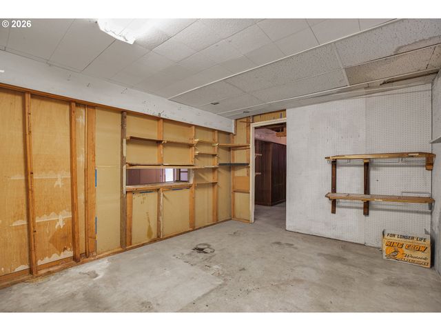 5910 W A St, West Linn, OR 97068