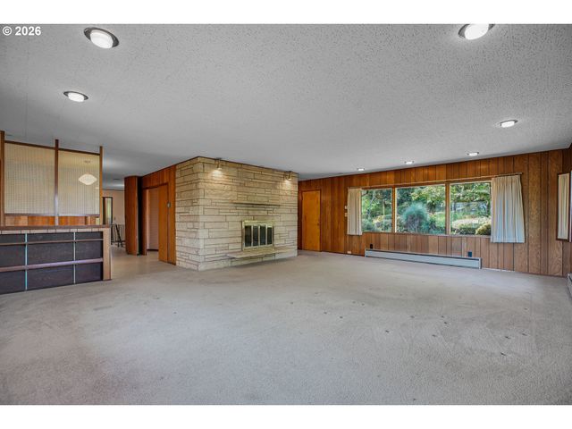 5910 W A St, West Linn, OR 97068