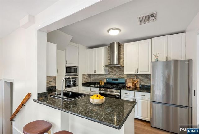 126 Sylvan Avenue, Leonia, NJ 07605