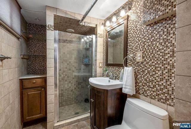 126 Sylvan Avenue, Leonia, NJ 07605