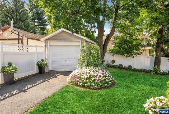 126 Sylvan Avenue, Leonia, NJ 07605
