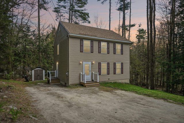 17 Seminole Road, Hillsborough, NH 03244