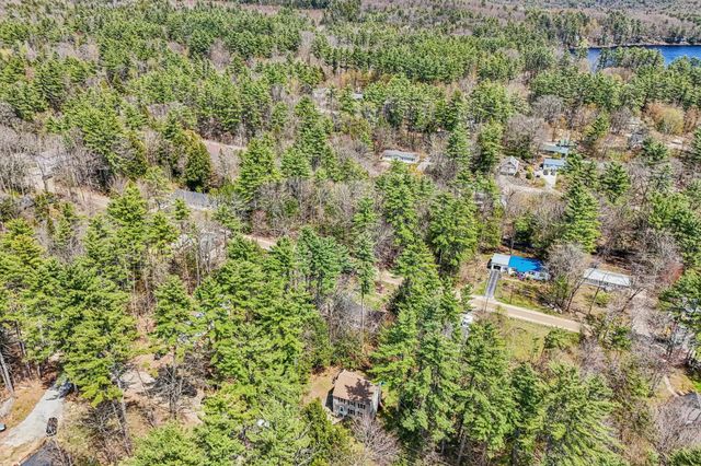17 Seminole Road, Hillsborough, NH 03244