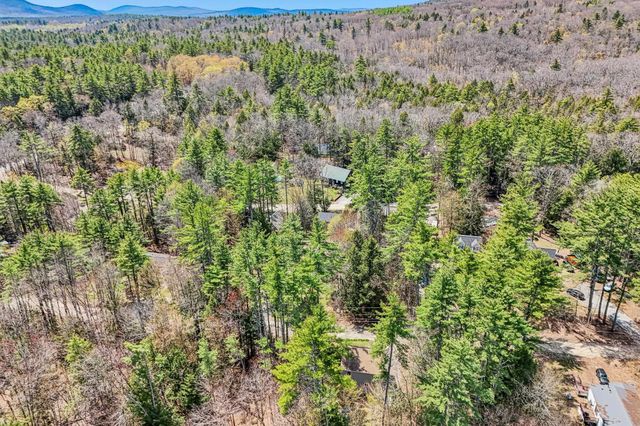 17 Seminole Road, Hillsborough, NH 03244