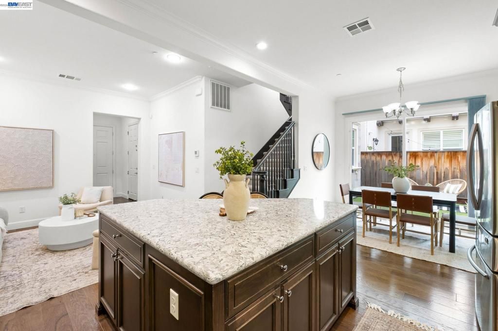 Image 12 of property listing at 5119 Rowan Drive, San Ramon, CA 94582