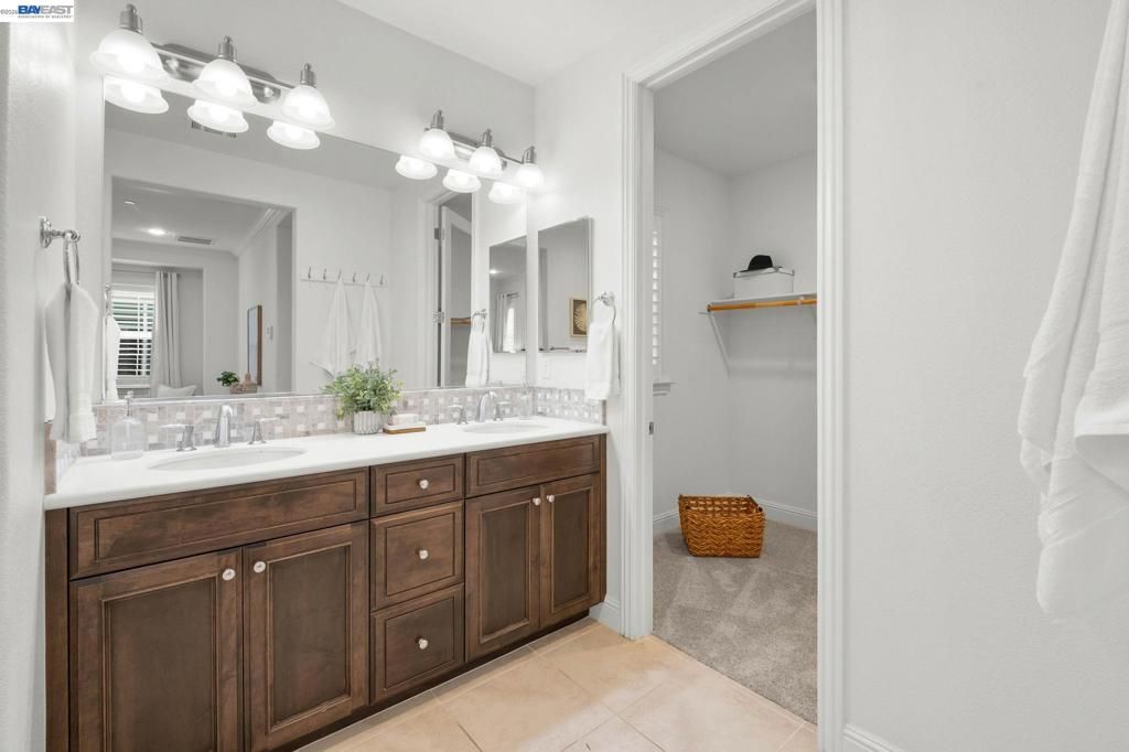 Image 20 of property listing at 5119 Rowan Drive, San Ramon, CA 94582