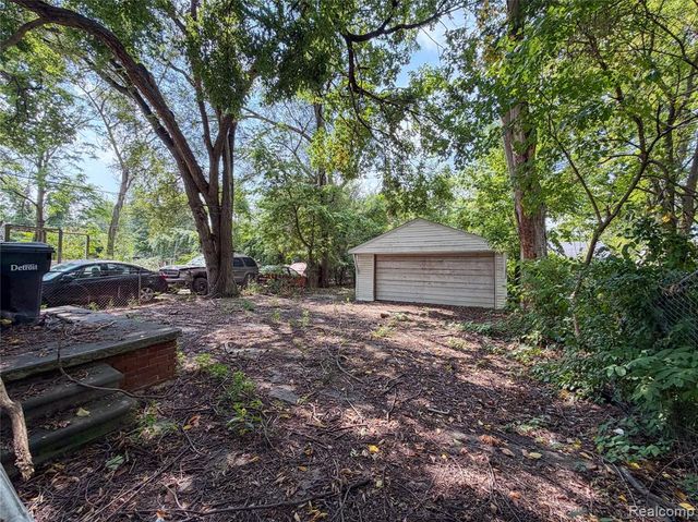 8543 Mark Twain Street, Detroit, MI 48228
