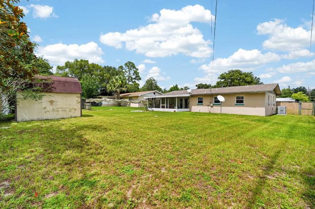 212 Mimosa Dr, Palatka, FL 32177