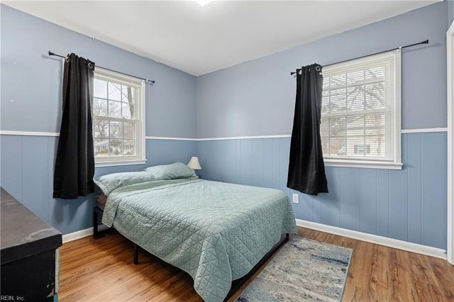 806 Carnation DR, Newport News, VA 23608