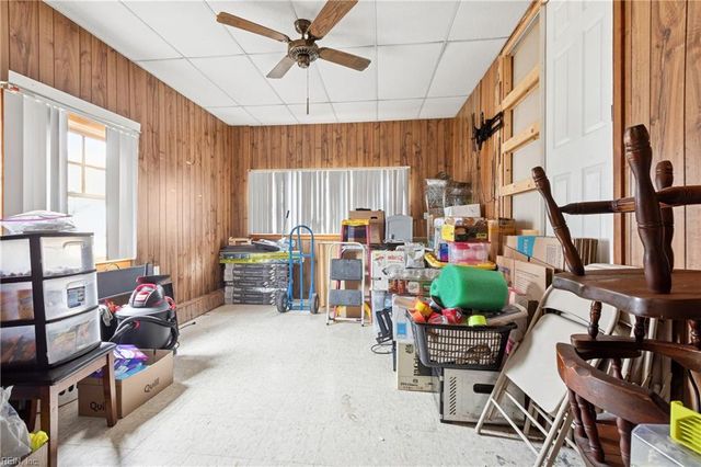 806 Carnation DR, Newport News, VA 23608