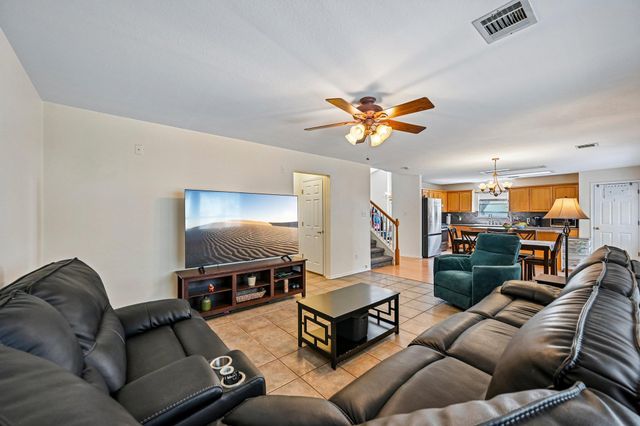 713 Johnny Bench, Round Rock, TX 78665