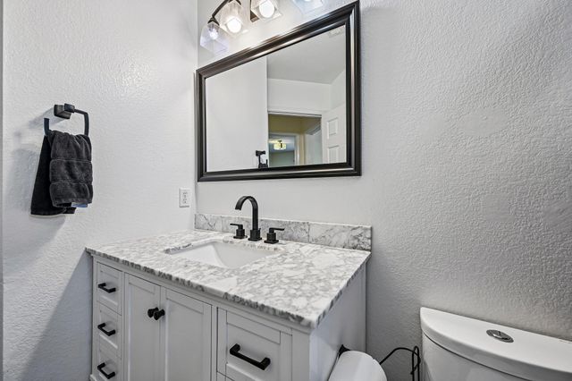 713 Johnny Bench, Round Rock, TX 78665