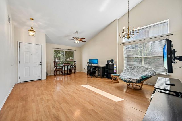 713 Johnny Bench, Round Rock, TX 78665