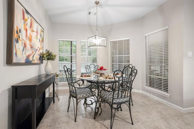 113 Dawns Edge Drive, Montgomery, TX 77356