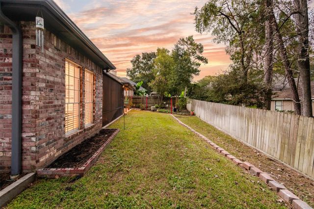113 Dawns Edge Drive, Montgomery, TX 77356