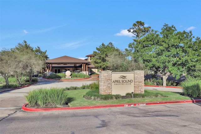 113 Dawns Edge Drive, Montgomery, TX 77356